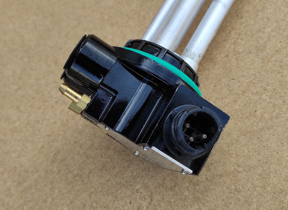 Miniature : Gros plan sur les connexions du capteur de l'autre coté