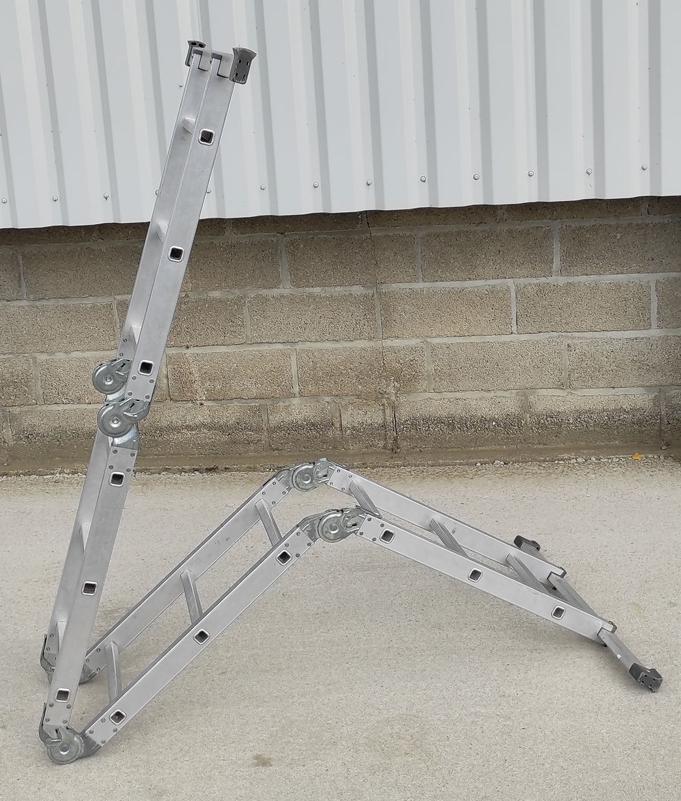 Miniature : Vue détaillée de l'échelle articulée Centaure 450 708