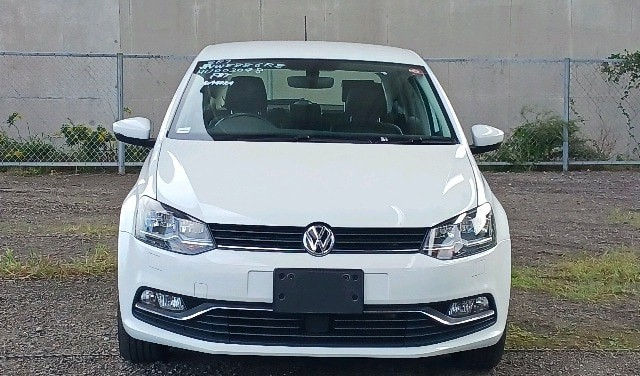 Thumbnail: Volkswagen Polo 1.2TSI HighLine 2016 114,000km