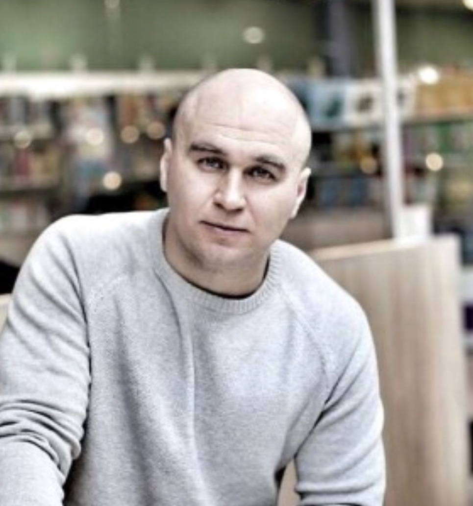 Writer: Maksym