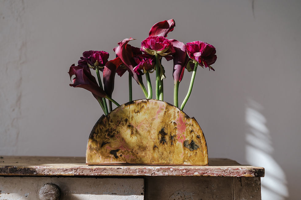 Thumbnail: Half Moon Melting Vase