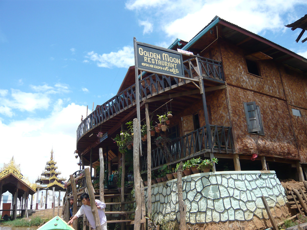 Docking at the Golden Moon Restaurant for lunch