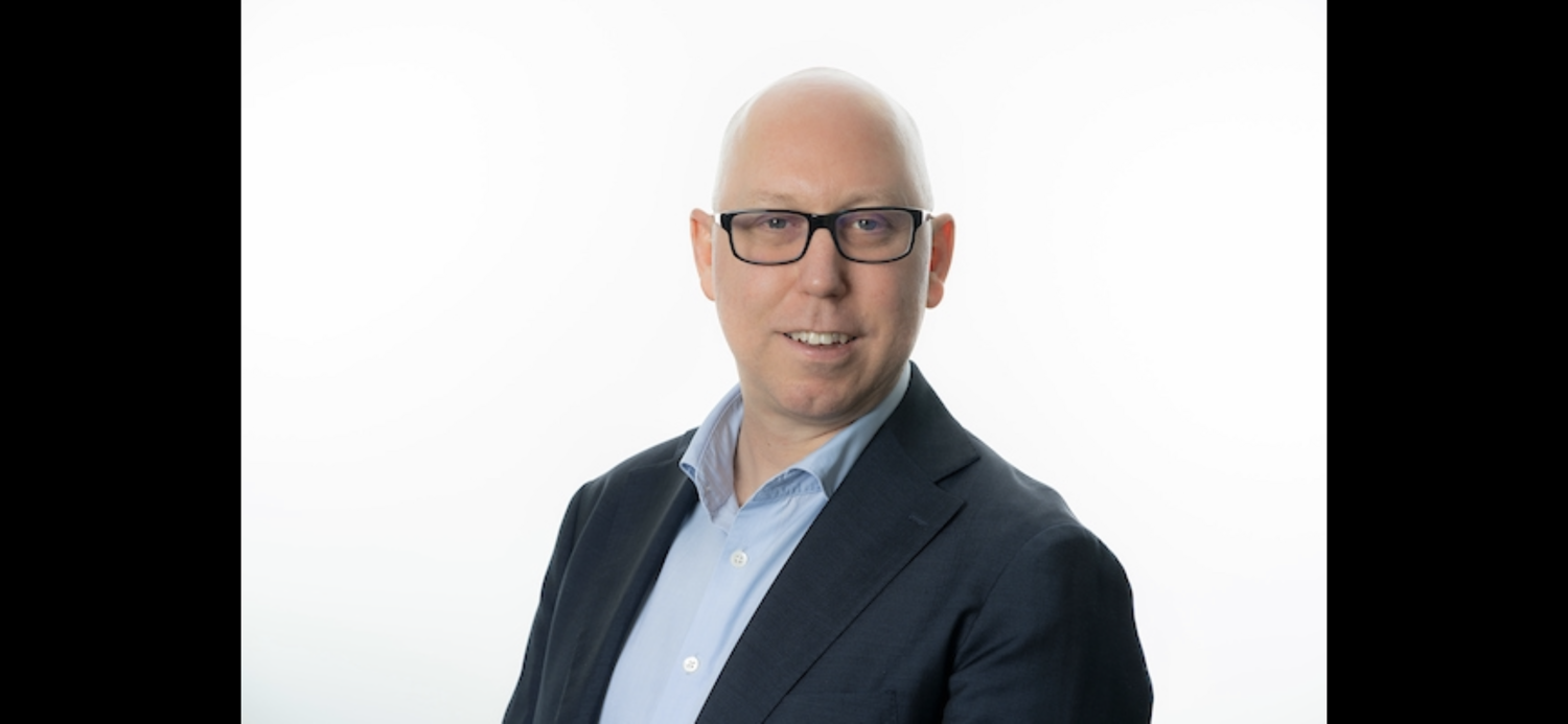 Writer: Lyle Greig