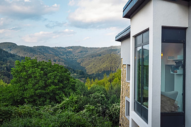 ARISEYA Mountain Lodge сред природата в Родопите