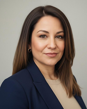Amanda Crews picture 2.jpg