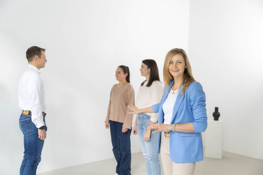 Familienaufstellung & Organisationsaufstellung: Klarheit für Systeme, die wachsen wollen