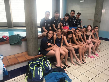 Equipo de nadadores del Club Natación San José Obrero 