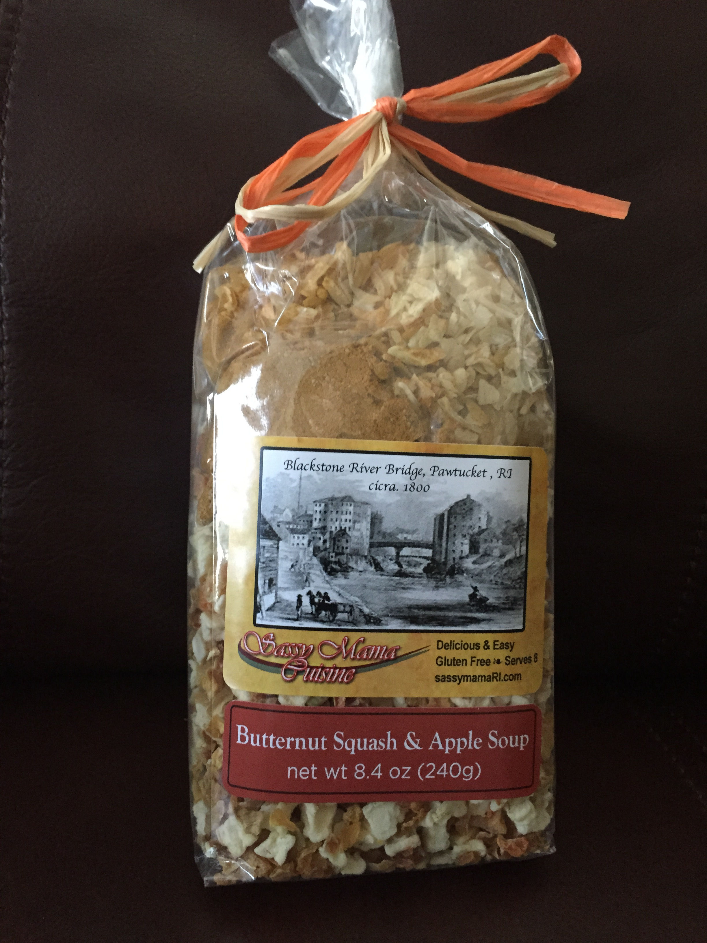 BUTTERNUT SQUASH AND APPLE SOUP