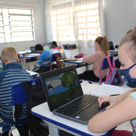 Chromebooks ampliam aprendizado dos alunos em Santa Clara do Sul