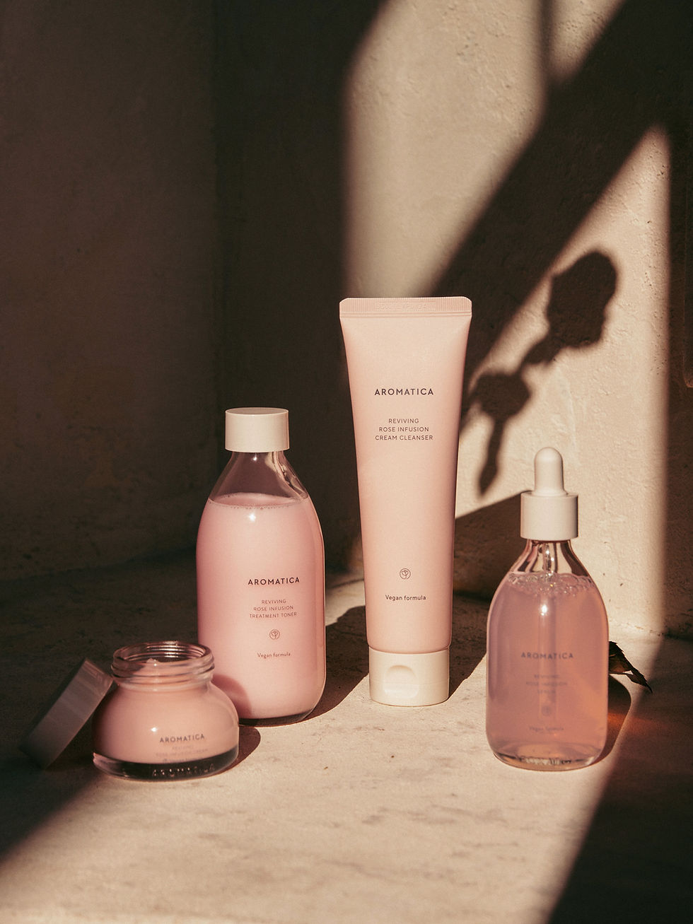 Miniatura: Reviving Rose Infusion Cream Cleanser - Kremowy Żel Różany - 145ml