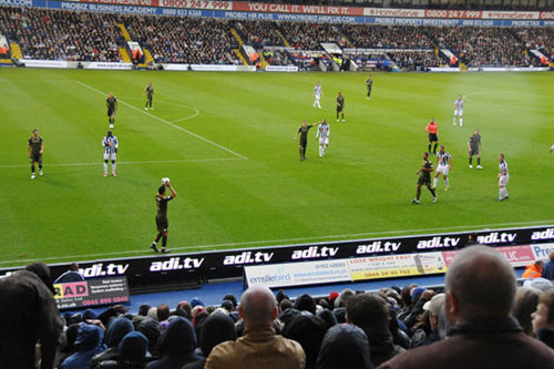 led reklama na stadionah