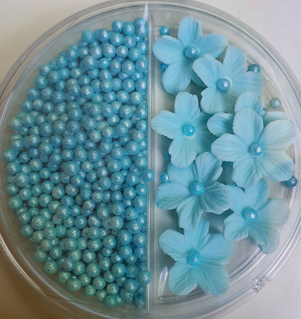 Thumbnail: Flowers & Pearls