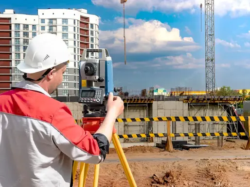 Levantamento topográfico: o que é, tipos e como realizar?