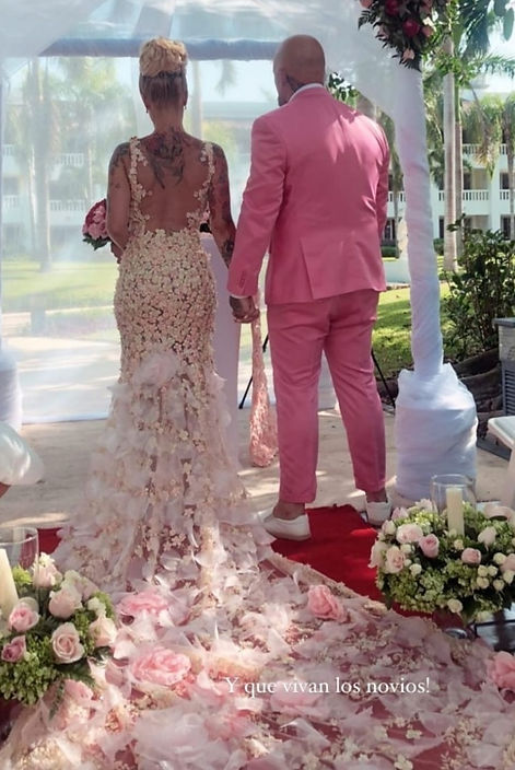 Vestido de novia confeccionado especialmente para Mary.