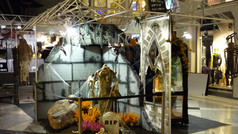 geister-ausstellung-shoppingcenter.jpeg