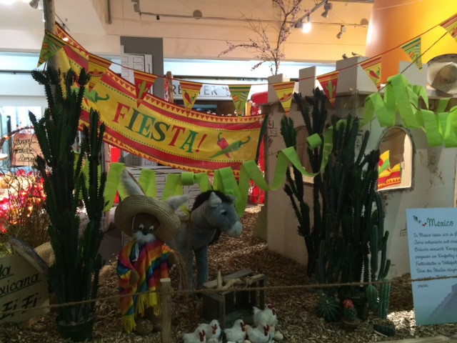 centerdekoration-ostern-mexiko.jpeg