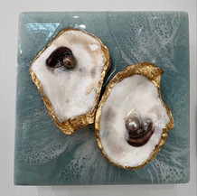 Golden Horizon Oyster Mini | Mixed Media | 6" x 6"
