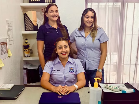 JÓVENES SE GRADÚAN DE PREPA ABIERTA MAZATLÁN EN INSTITUTO SIGLO XXI