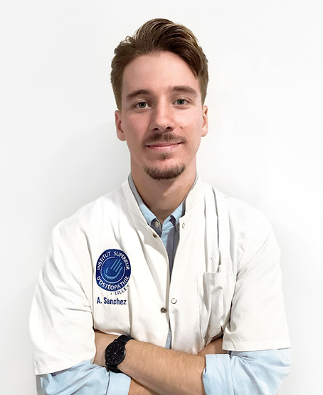 Photo portrait Arthur Sanchez, ostéopathe à Lille, Basic Fit rue de Douai, hauts-de-France, Nord