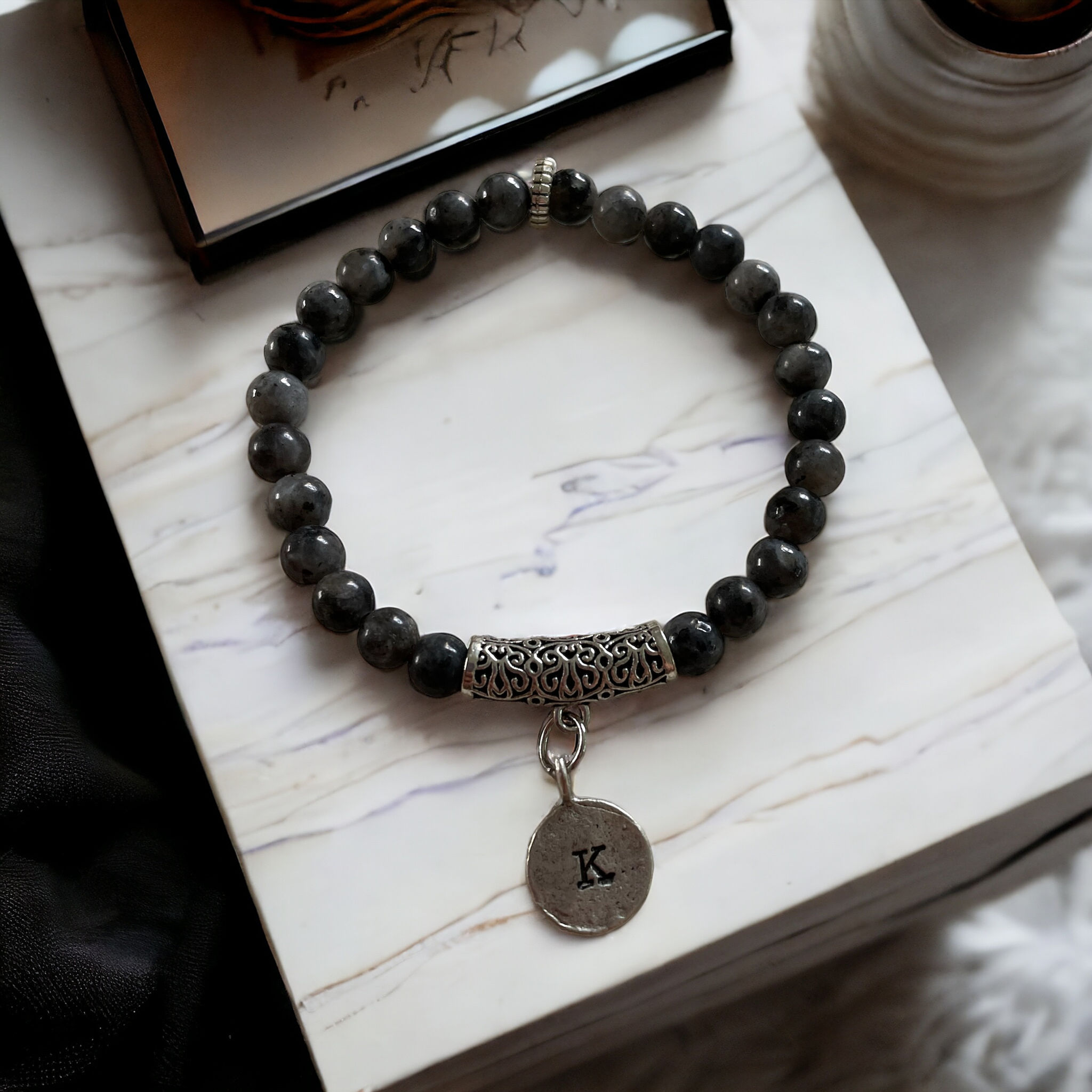 " Médaille Larvikite "