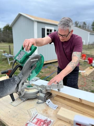 shed building 2