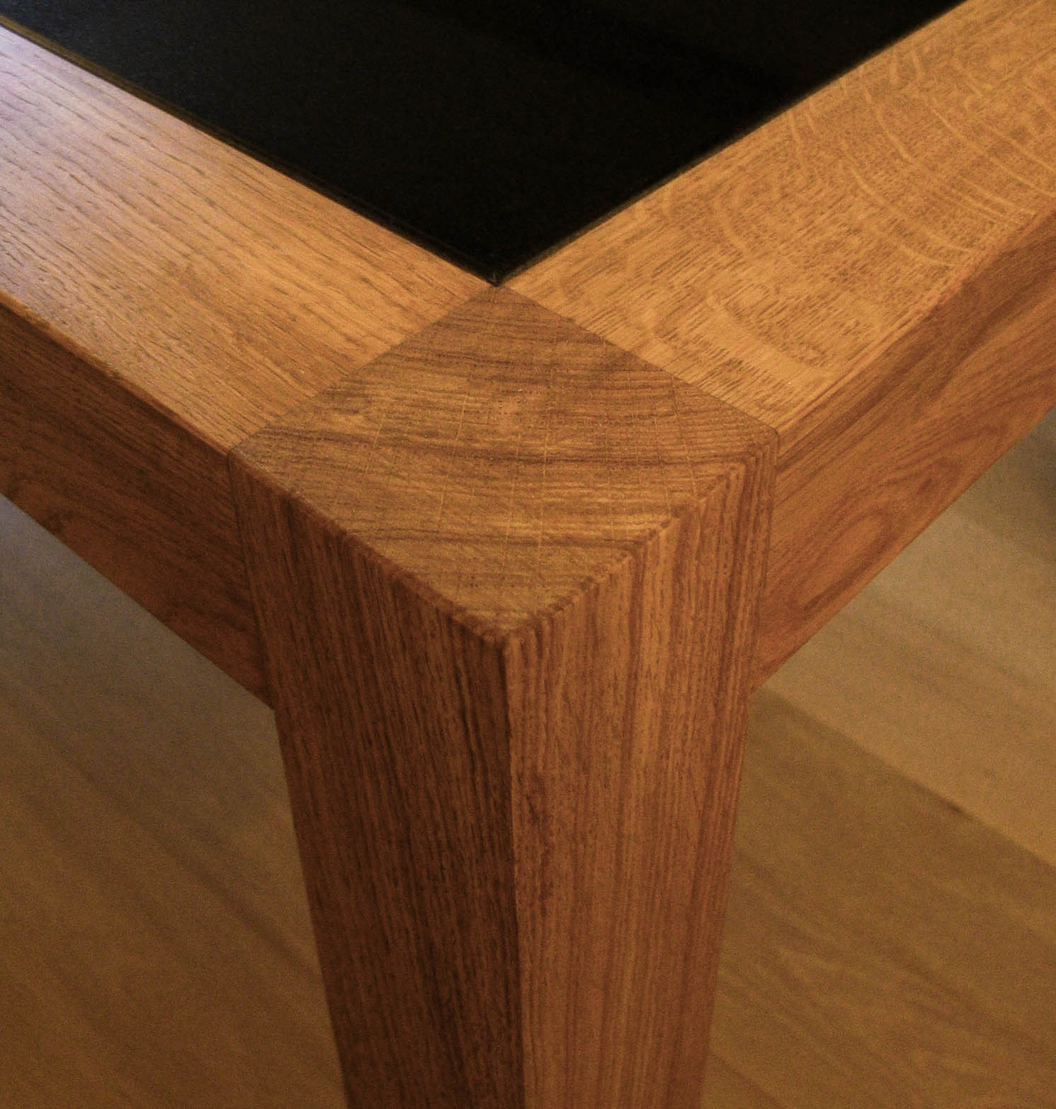 Table Leg Detail