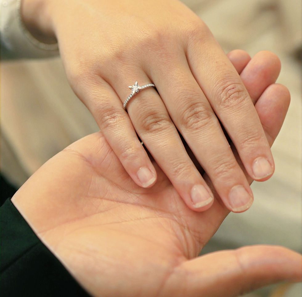 Sag „Ja“ im Gartensalon – Romantischer Heiratsantrag im Grünen nahe Wien