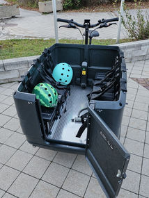 das Cargobike Polly 6 kann 6 Kinder transportieren