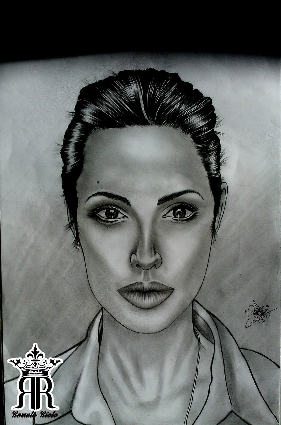 Desenho Realista Angelina Jolie.