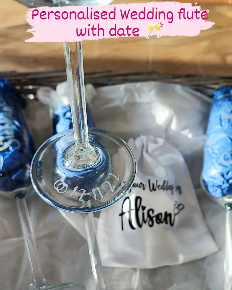 Thumbnail: Engraved Champagne Flute