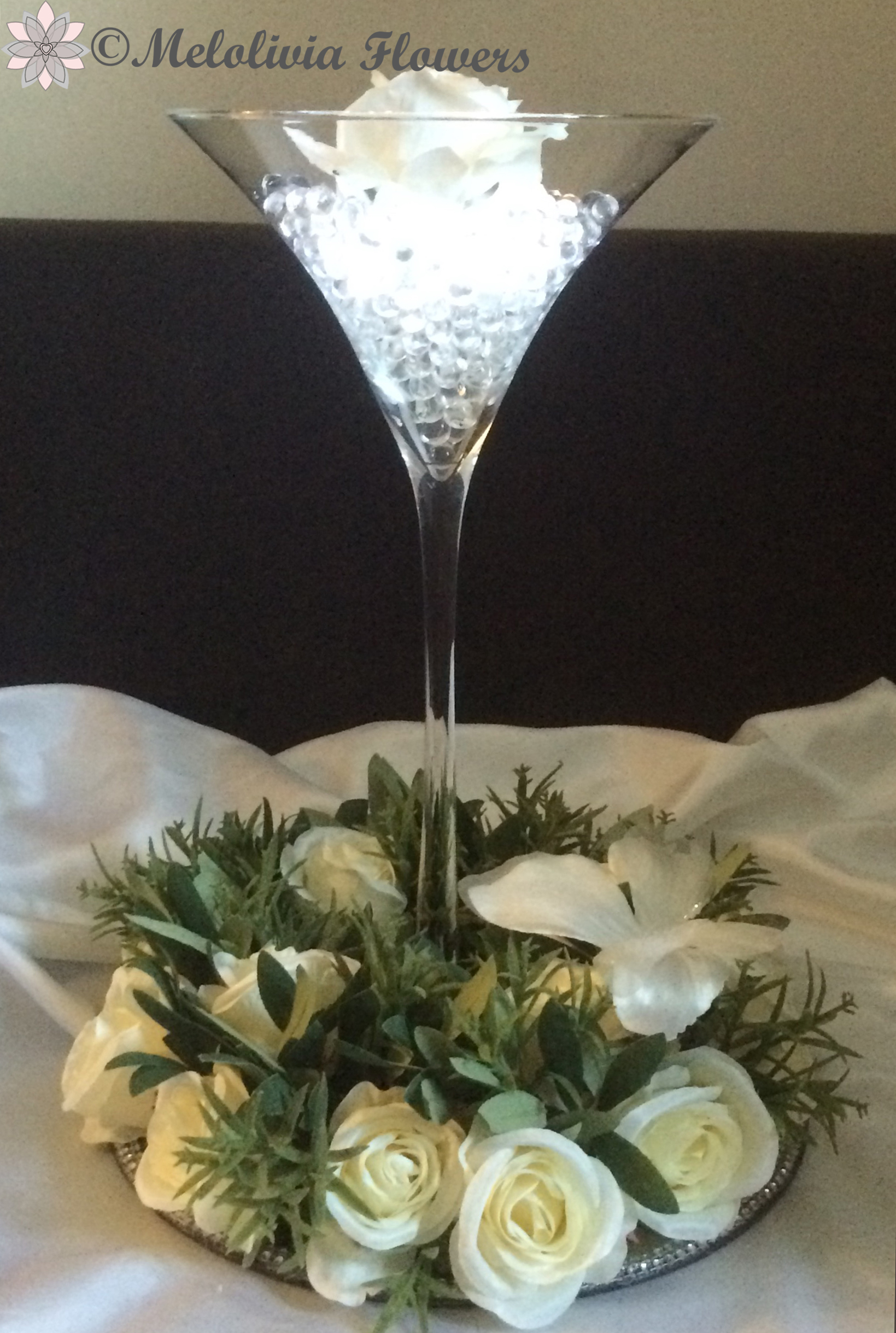 Centrepiece Hire Melolivia Flowers Chair Covers And Decor Hilton