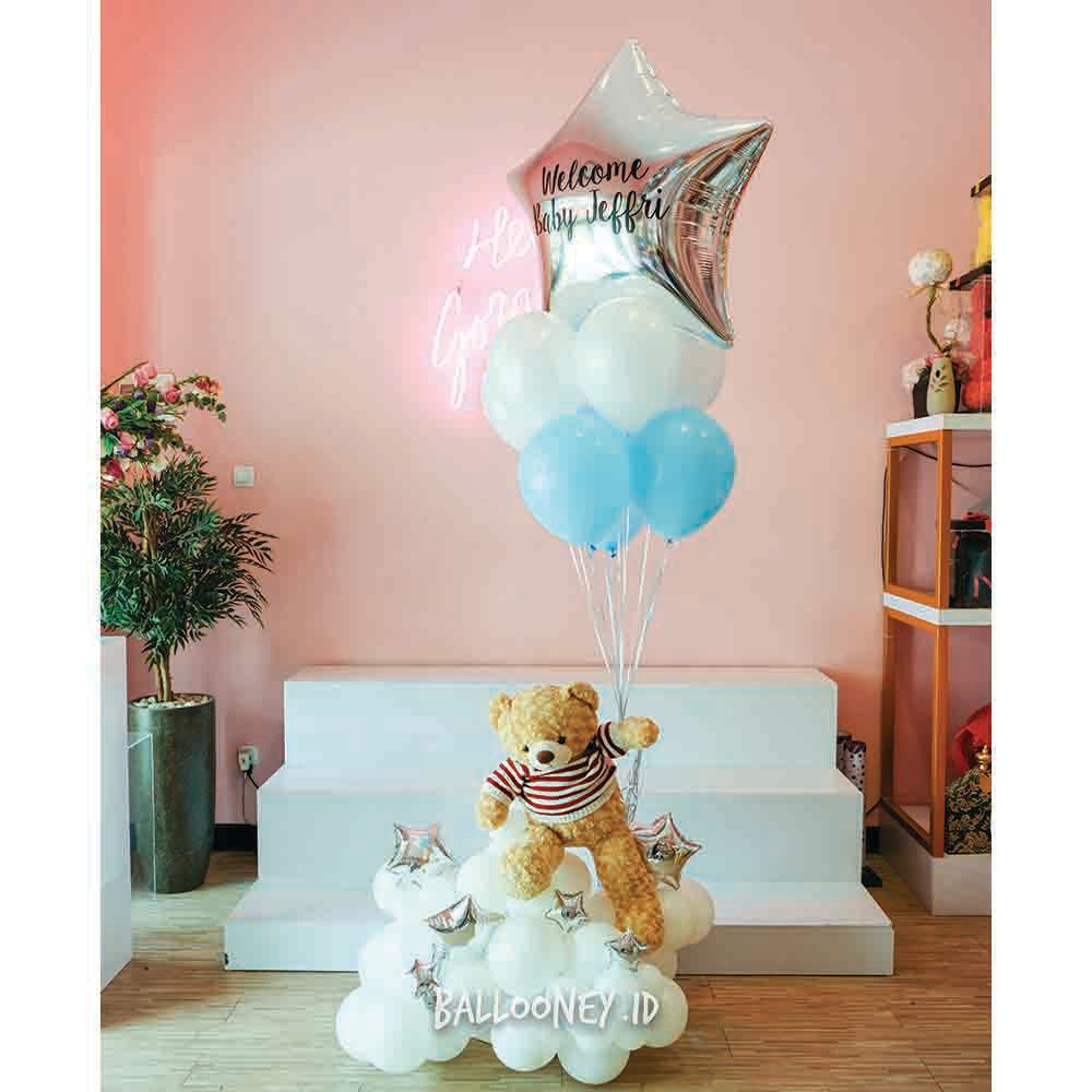 Cloud Base Baby Bear Balloon with Helium Balloons