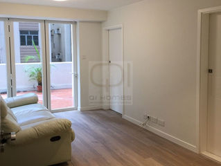 [FOR RENT] HK$25K | MIDLAND COURT  | 58-62 Caine Road  | Hong Kong