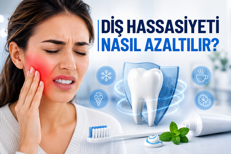 Diş hassasiyeti yaşayan bir kişinin yer aldığı, sıcak ve soğuk yiyeceklere karşı oluşan hassasiyeti anlatan modern dental sağlık blog görseli.