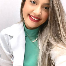 Dra. Monique Araújo