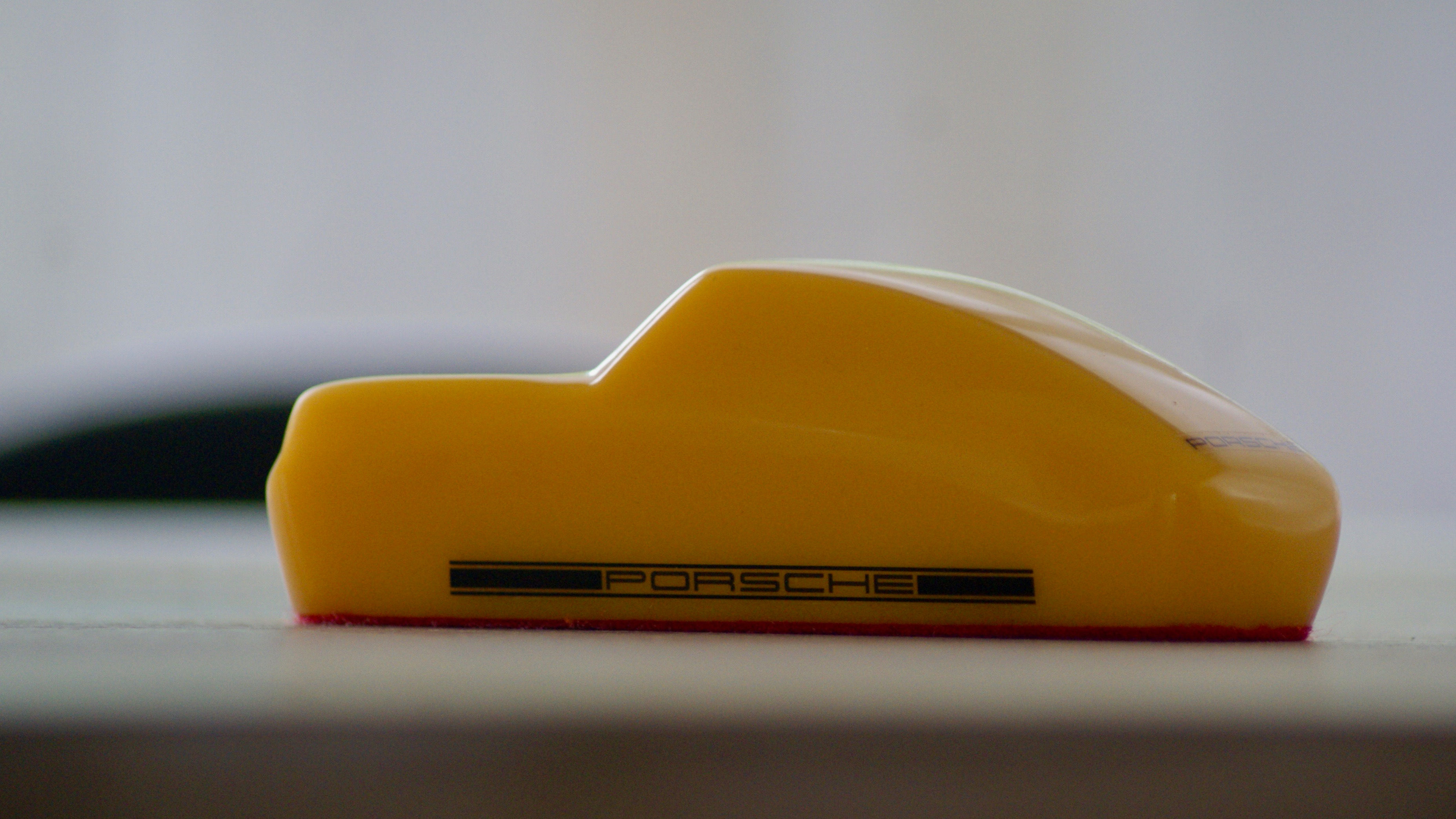 The bahama yellow 911