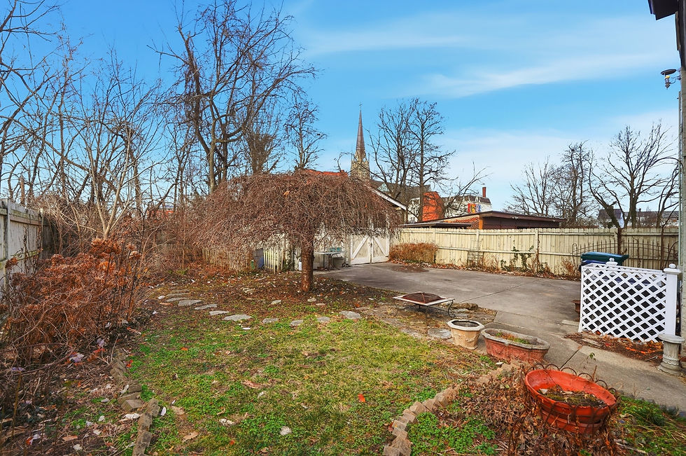 back yard, rare find, East Walnut Hills, Cincinnati, oh 45206
