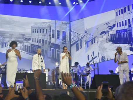 VIVA SALVADOR: CAETANO, GIL, IVETE E LUEDJI REVERENCIAM SALVADOR EM SHOW HISTÓRICO