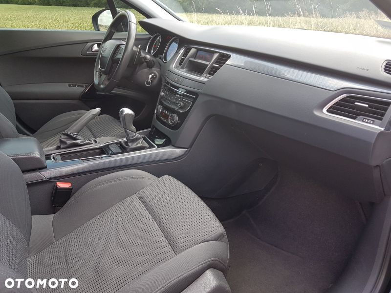 Miniatura: PEUGEOT 508