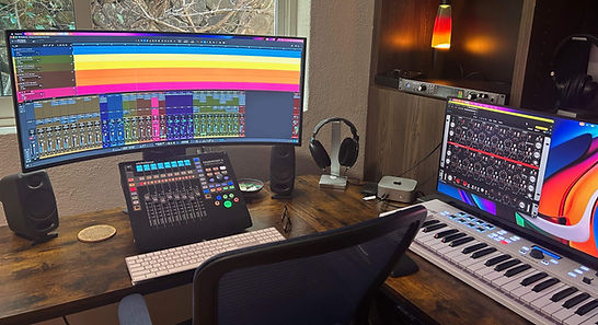 MusicMixPros audio mixing and mastering services studio.