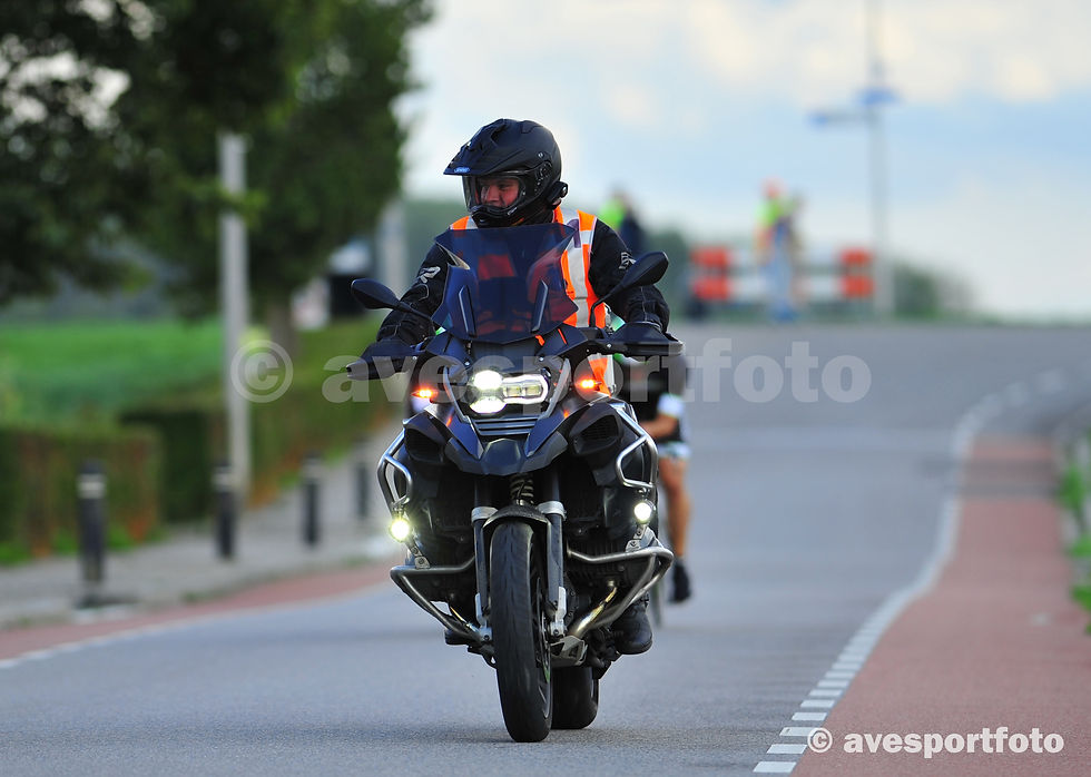 AAVE_7400