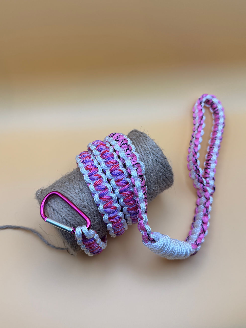 Thumbnail: Handwoven Paracord Dog Leash – Pink & Cream Heavy-Duty Lead