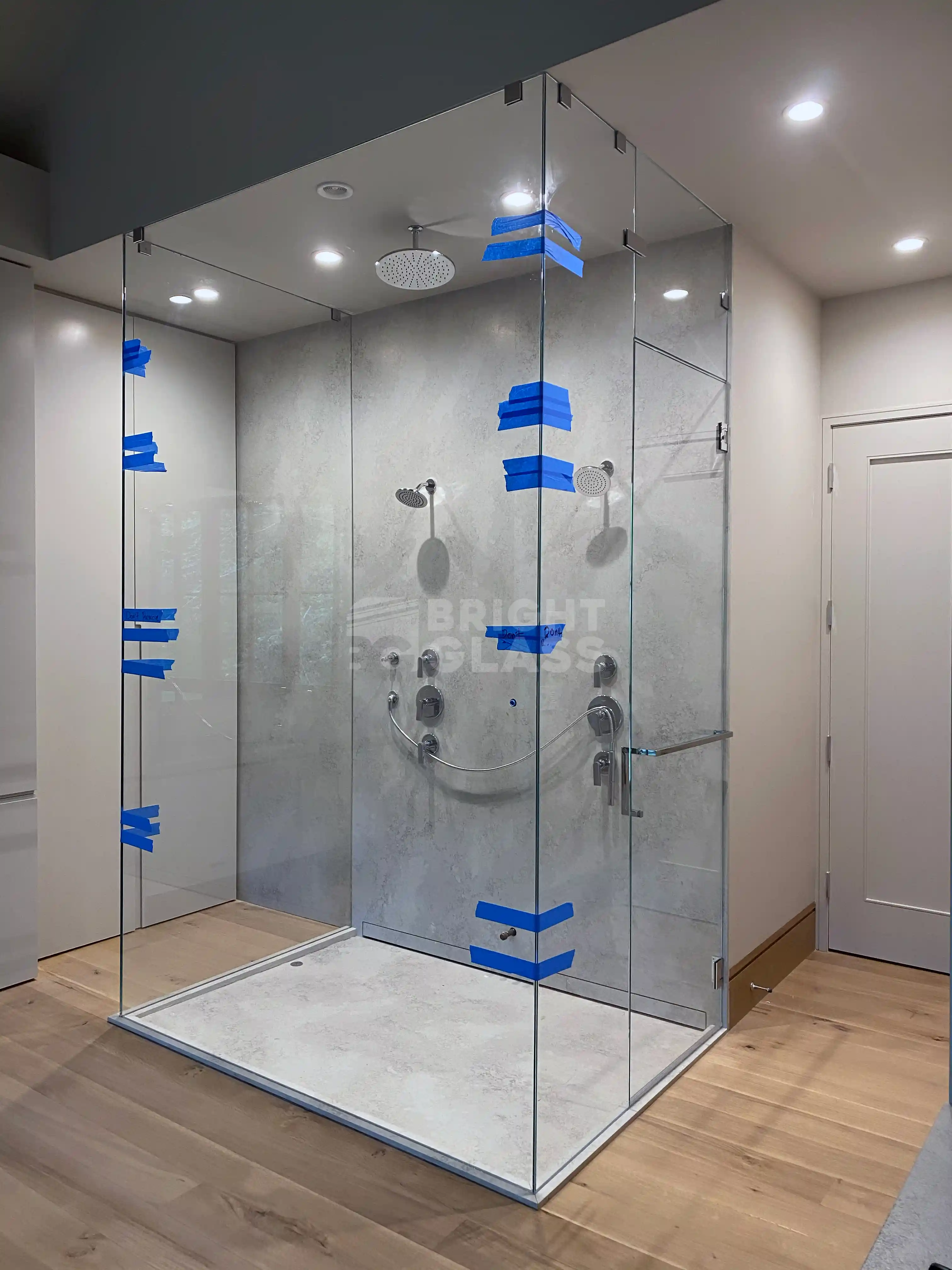 Bright Glass - San Andres shower door - Tempered glass