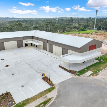 Mixed use Industrial Commercial building. 170 Mt Crosby rd North Tivoli 4305