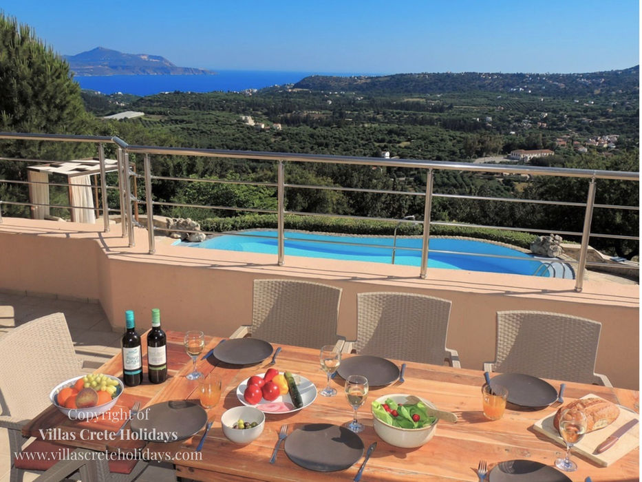 Sea view villas in Crete