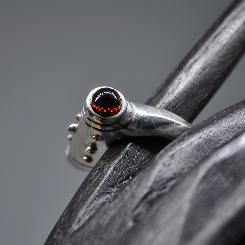 Thumbnail: KALA RING • GARNET • US 6