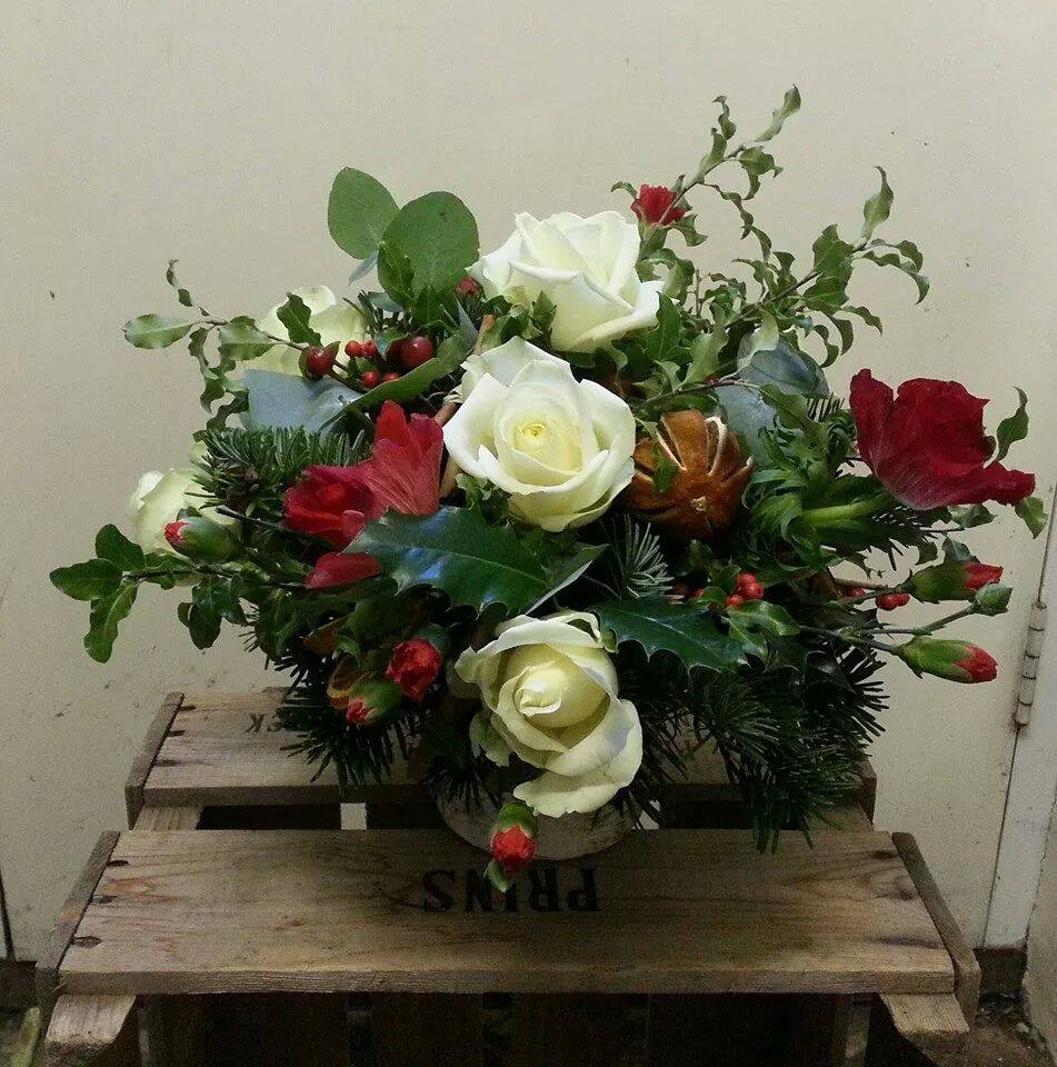 Festive Table Vase Arrangements