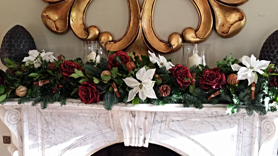 Festive Garland Arrangements