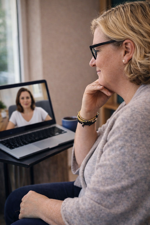 coaching-online-frauen-klarheit-selbstfuersorge.jpg.png
