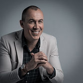 Foto perfil oficial_edited.jpg